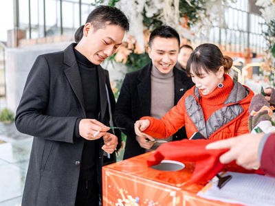 <h4>依博莎家居2020年企业年会</h4><p>依博莎家居2020年企业年会</p>